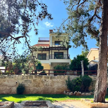 Villa Hera